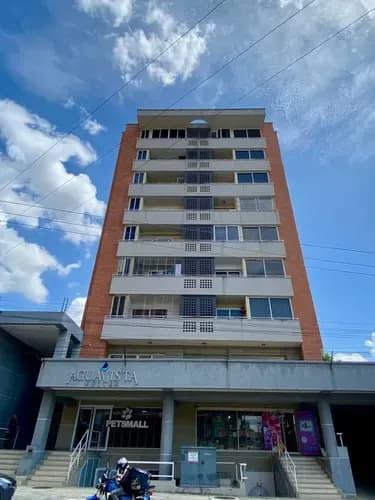 Excelente Apartamento Semi-amoblado Con Pozo Propio, Maletero Y Doble Puesto Techado Urbanización Agua Blanca, Residencias Aguavista Suites D-vg