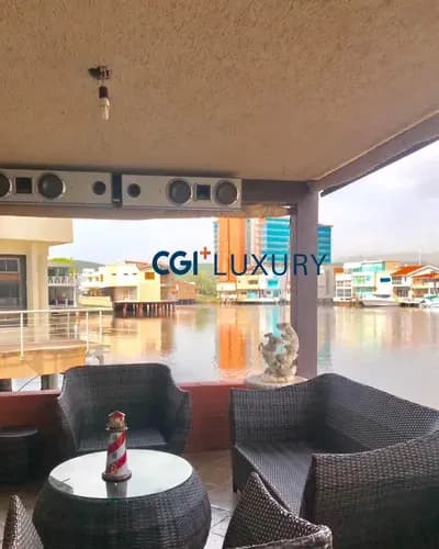 Cgi + Luxury Lecheria Ofrece En Venta En *casa Bote C*