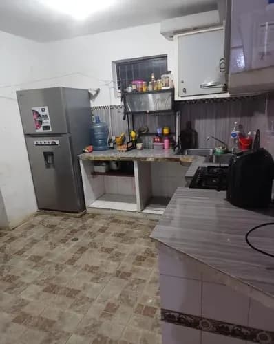 Vende Casa Lomas Hacienda San Diego Posee 108mts2 De Terreno 3 Habitaciones 2 Baños Cocina Mampostería,comedor Lavandero 2*garaje, Pisos ,cerámica *plus Agua Pozo 24/7 ,condominio Portón