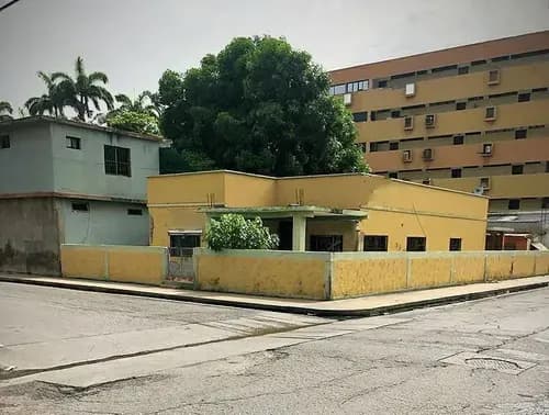 En Venta Terreno En Esquina De 904 Mtrs.2 En Lechería