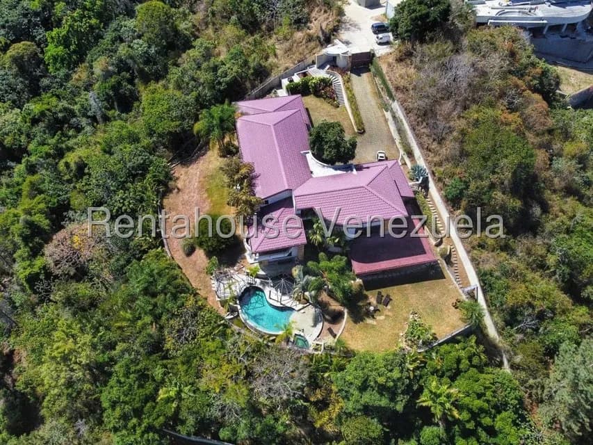 Casa (Multipes Niveles) en Venta en La Trinidad, Distrito Metropolitano