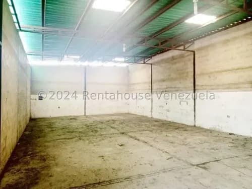 Lcda. Milagros Carrasquel Galpon Industrial Alquiler Barquisimeto Lara Zona Oeste Economica Comercial Economico Código Inmobiliaria Rent-a-house 24-23657