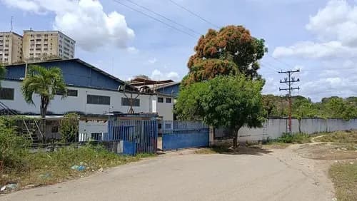 Galpon Fabrica De Ballestas En Santa Teresa Del Tuy, Estado Miranda Nore Tp