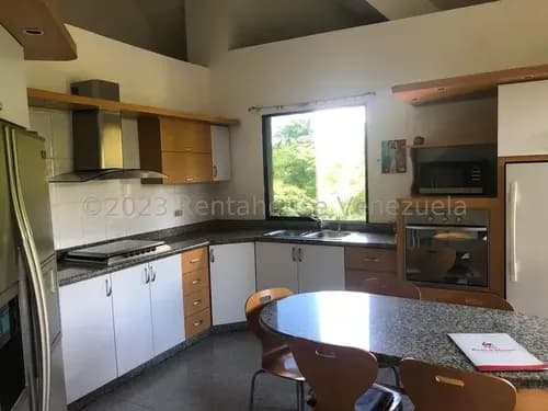 Nc Apartamento En Venta En Urb. Miranda Ph Con Gimnasio Privado 25-10494
