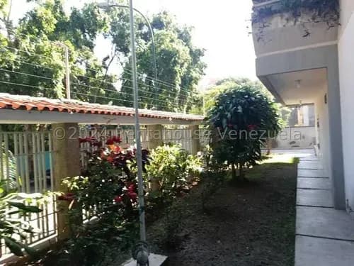 Apartamento En Venta- Las Acacias- Jaiqueline Urdaneta / Mls 26-16488