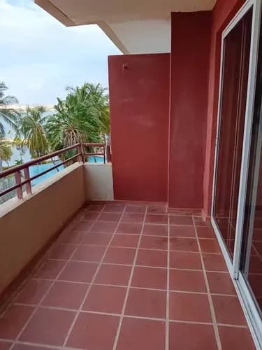 Excelente Apartamento En Una De Las Mejores Zonas De Lecheria.