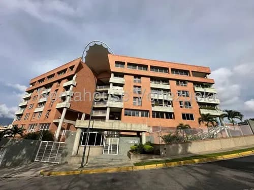 Ad Hermoso Y Frescco Apartemento En Venta Enlomas Del Sol #26-15510
