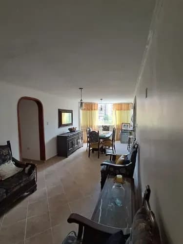 Apartamento En Res. Valle Jardín Urb. Mañongo. 12mar. Fm. Solo Clientes Directos. Bc
