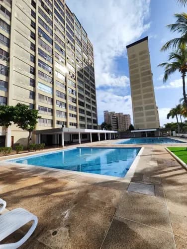 Apartamento En Conjunto Don Bartoloav Raul Leoni, Sector Bella Vista