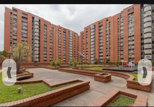 Los Dos Caminos Apartamento Moderno Con Bellas Áreas Sociales, Pozo De Agua, Balcón, Ascensor Llega Directo Al Apartamento , 2 Puestos De Estacionamiento, Maletero * Solo Cliente Directo* M. A