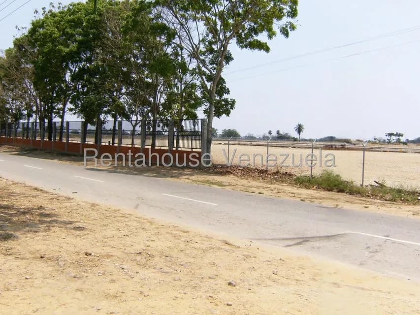 Terreno (Comercial) en Venta en Ciudad Bolivia, Barinas