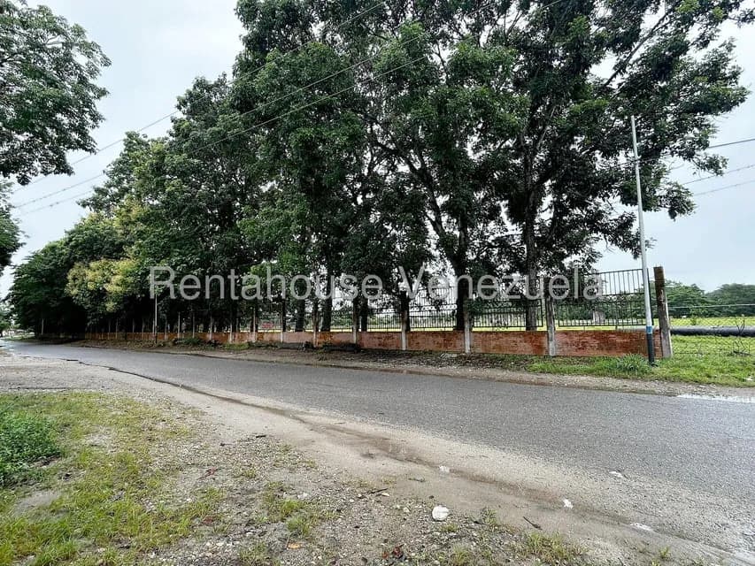 Terreno (Comercial) en Venta en Ciudad Bolivia, Barinas