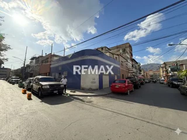 Casa Comercial en Catia