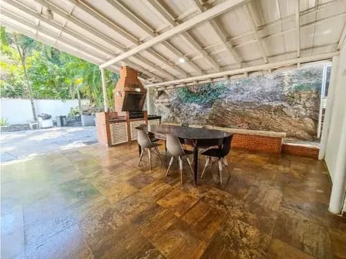 Casa En Venta 991m², Cumbres De Curumo