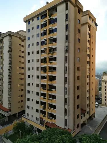 En Alquiler Apartamento En Lomas Del Ávila, (amoblado Y Equipado)