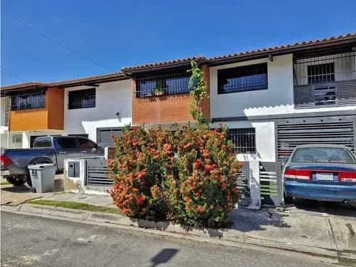 En Venta Townhouse Villas El Remanso, La Morita I