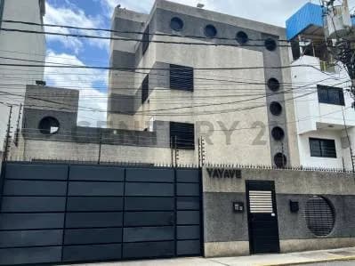 RD - Galpon-Local comercial en Petare - Buena Vista para alquiler 2do piso
