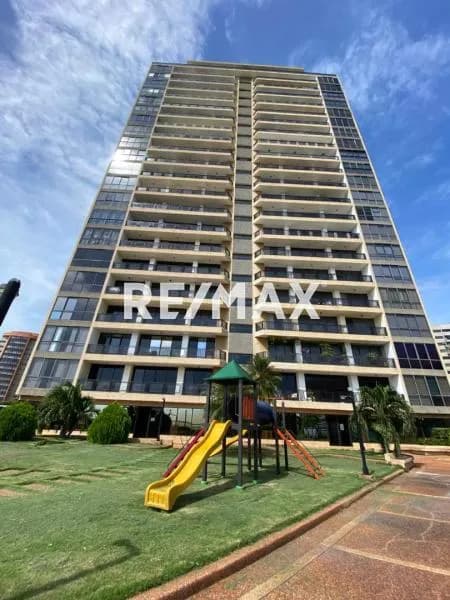 Apartamento en Edificio Emperador