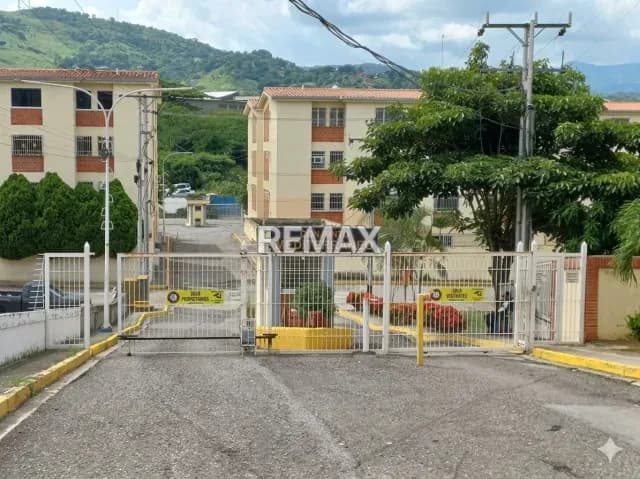APARTAMENTO EN VENTA RES. MEDITERRANEO CHARALLAVE