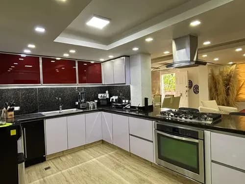Vendo Townhouse En Colinas De Guataparo Totalmente Amoblado Mg13