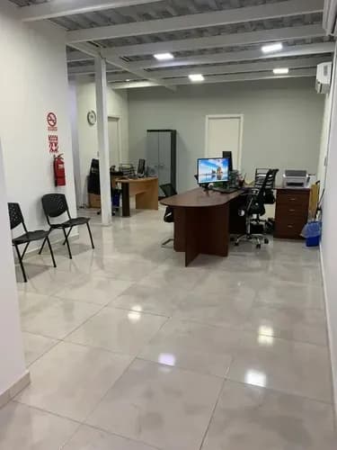 Local En Alquiler En Urb La Alegria, Valencia Im 2173