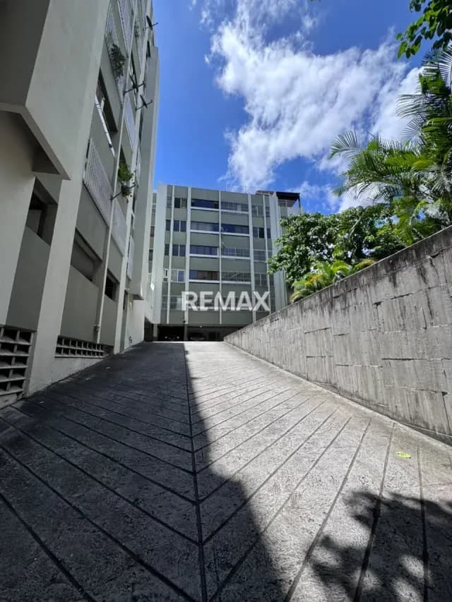 Alquiler apartamento en Los Samanes