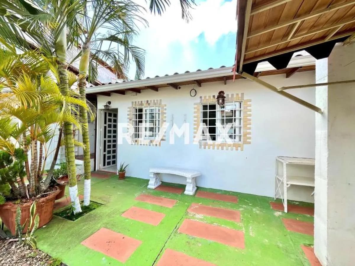 Apartamento en alquiler en la Urbanización Villa Florida.