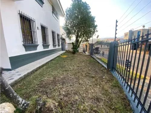 Espacio En Alquiler En Quinta Comercial En El Trigal Norte Hv-9769791