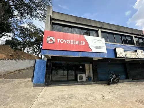 Karla Lh Vende De Fondo De Comercio - Distribuidora Automotriz