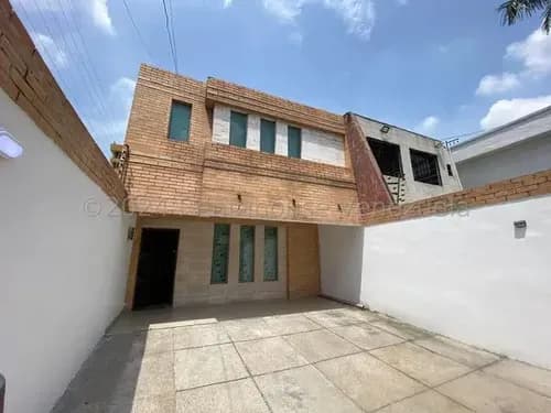 Oportunidad De Casa En Venta En La Urbanizacion La Soledad Maracay 25-16889 Mmarin
