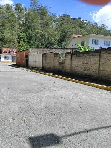 Terreno En Venta Urbanización Los Budares, 612, Mts2 Y Servicio De Agua, Luz, Internet, Fibra Óptica. Municipio Carrizal, Estado Miranda