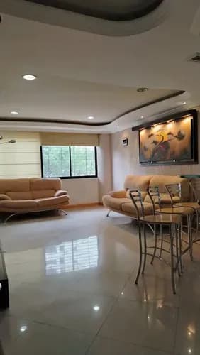 Re Apartamento En Res. Valle De Camoruco, Urb. Valle De Camoruco, Valencia