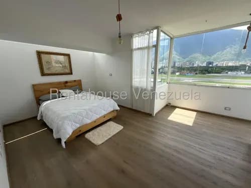 LG Vendo El Apartamento Con La Mejor Vista Al Ávila En La Urb. Chuao, Recién Remodelado Cocina Concepto Abierto