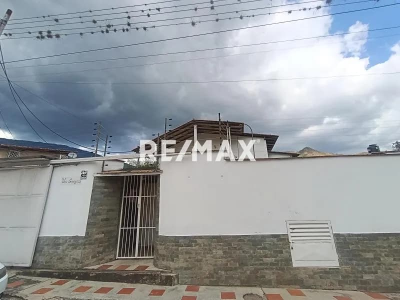 Habitación, Calle El Dique, Avenida Principal El Castaño