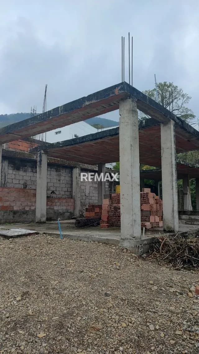 En venta parcela en poligono de tiro