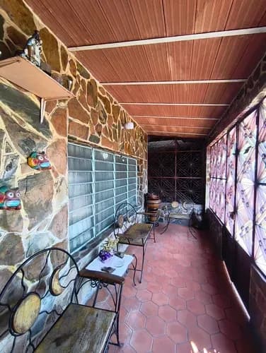 Bonita Casa En Las Acacias Con Anexo Y Local Comercial. Mic11