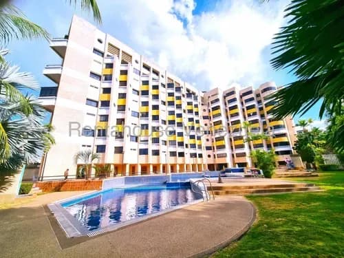 Apartamento En Venta - Catia La Mar - Playa Grande - Selene Marin Nobrega- #25-24883