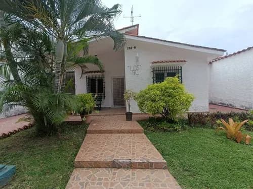 Casa En Venta En La Urbanizacion La Trigaleña Calle Abierta