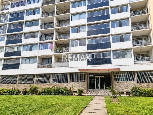 Apartamento en venta en Urbanización Buena Vista | 1 habitación + estacionamiento ´¨