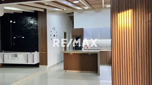 En venta hermosa casa en la Urbanización Los Robles II, Araure - Portuguesa.