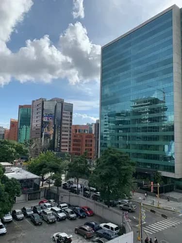 Se Alquila Oficina En Torre Easo En Chacaito Gc