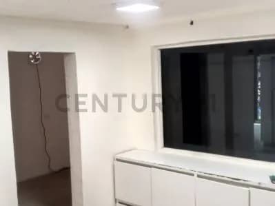 VENTA DE CENTRO COMERCIAL LAS MANOAS UBICADO EN LA PRINCIPAL DE LECHERIA