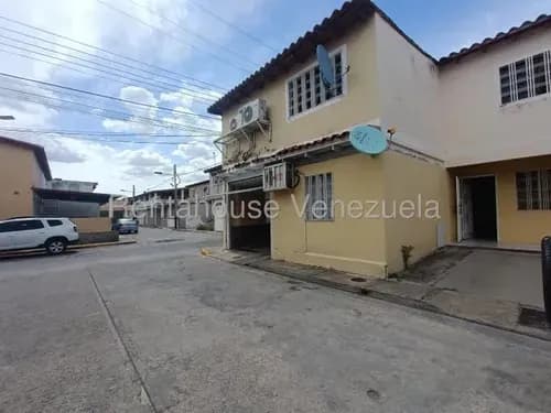 Apartamento En Venta Planta Baja La Morita I Urb La Orquidea 26-20191 Avel