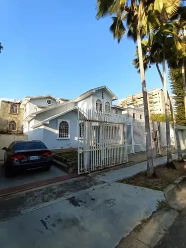 Vendo Solo Clientes Casa En La Viña Valencia Edo Carabobo Jrico