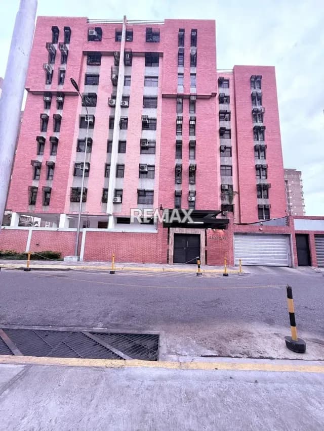 ALQUILER APARTAMENTO ARCO IRIS