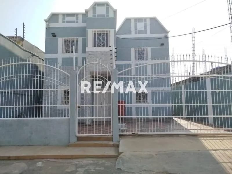 Casa de Dos Plantas