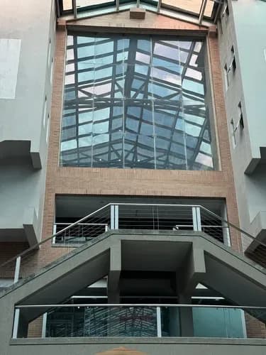 Oficinas Modernas En Venta Centro Comercial Cristal. Naguanagua Ag