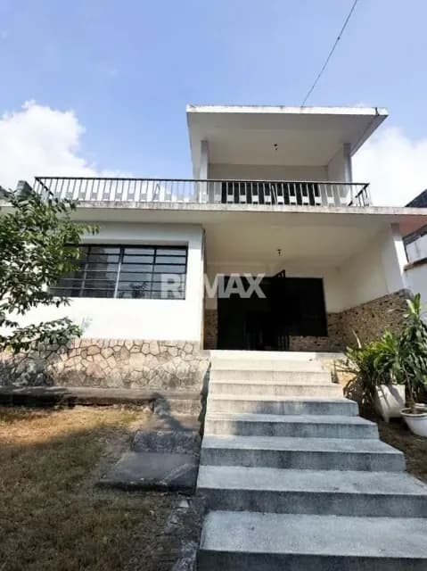 Se vende hermosa casa a pie de calle en Barrio Obrero, carrera 22,