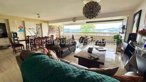 Abella 2621435 Exclusivo Apartamento Con Vista Al Ávila Solo 10 Familias. Cuenta Con Ascensor Privado Directo Al Hogar, Imponentes Áreas Sociales Con Hermosa Vista A Caracas Y Cocina Integrada.