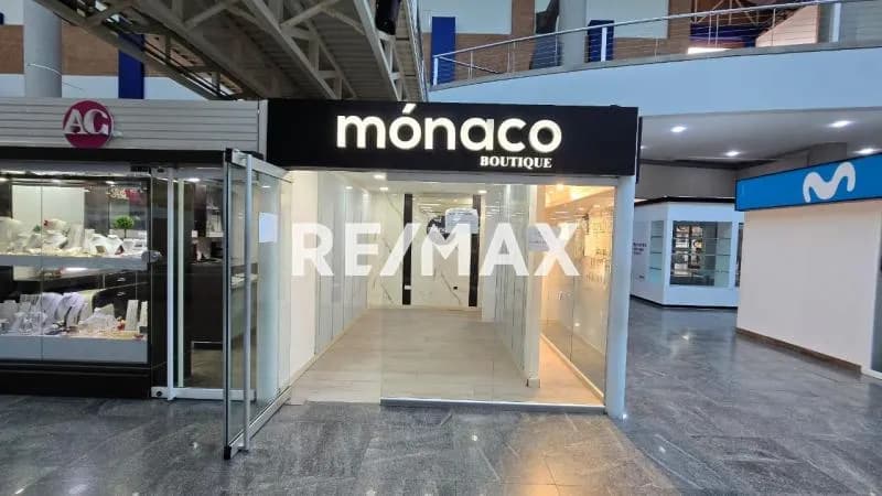 ALQUILER LOCAL COMERCIAL. CENTRO COMERCIAL CRISTAL, NAGUANAGUA